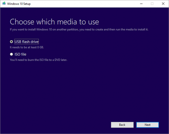 Instrumentul de creare a Windows 10 Media