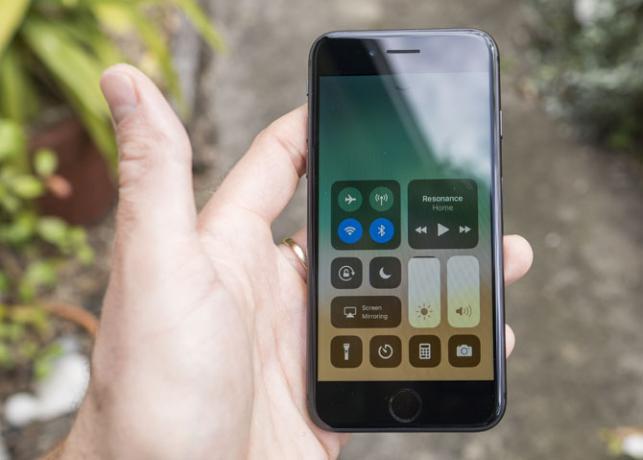 Recenzie iPhone 8: telefon inteligent, iphone 8 6 modernizat