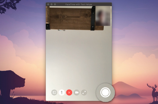 FaceTime Live Photo obturator buton de pe un Mac