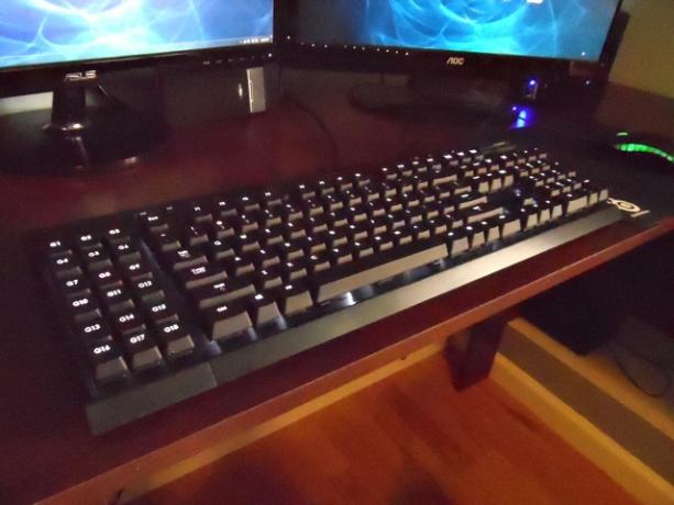 răzbunare corsar recenzie tastatură k95