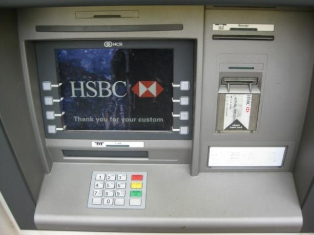 Muo-ATM-escrocherii-HSBC