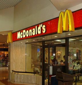 5 Formulare de cerere de muncă online foarte populare: Burger King, Mcdonald's, Wal Mart etc. MCD