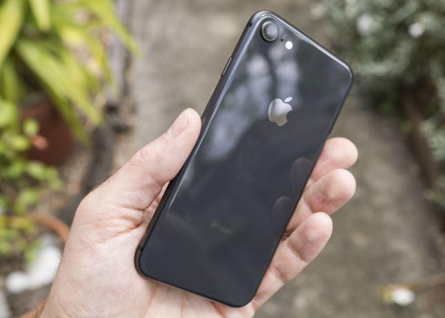 Recenzie pentru iPhone 8: telefon inteligent, iphone 8 7 modernizat