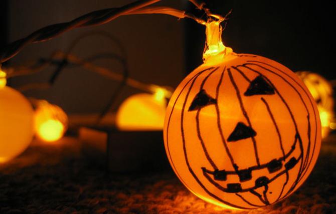 buget diy proiecte de iluminare înfricoșătoare de Halloween