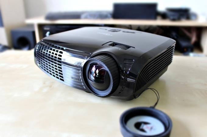 Optoma gt750 recenzie pentru proiectoare de jocuri 3D