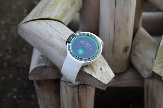 Recenzie Ticwatch S: Un smartwatch accesibil pentru toată lumea? TicwatchS 2