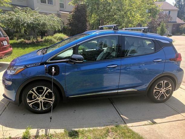 Chevy Bolt EV Hands-On: Aparent, mașinile electrice nu sug Anymore Bolt EV8