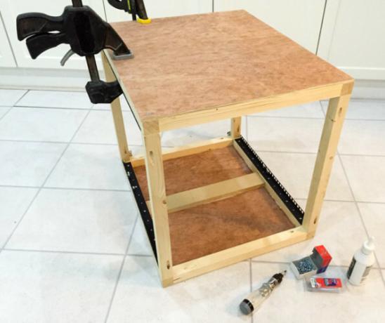 construcția carcasei de rack-8 panouri laterale