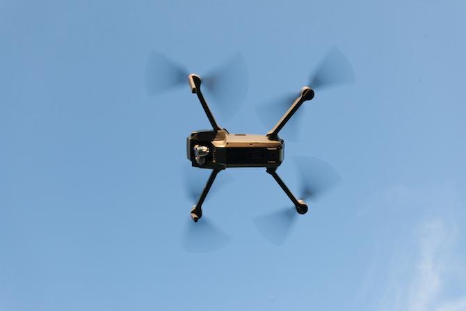 Acesta este droneul pe care îl căutați: DJI Mavic Pro Review Mavic Flying Props 3