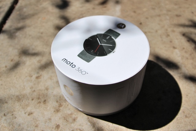 Motorola Moto 360 Android Wear Smartwatch Review și Giveaway motorola moto 360 revizuire Android smartwatch 1