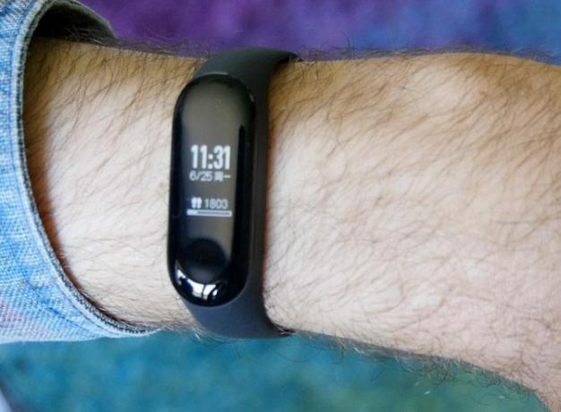 Mi Band 3: Nu cumpărați un Fitbit până nu ați văzut This mi band 3 watchface 670x492