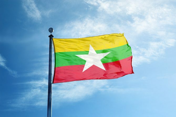 Ghidul dvs. pentru Web International Myanmar flag 670x447