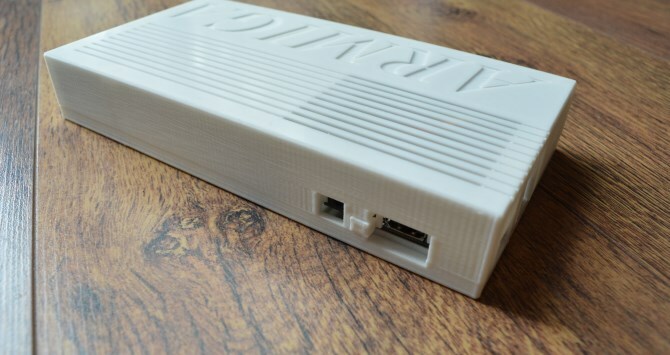 Reliving the 80s: ARMIGA Amiga Emulator Review muo hardwarereviews armiga side