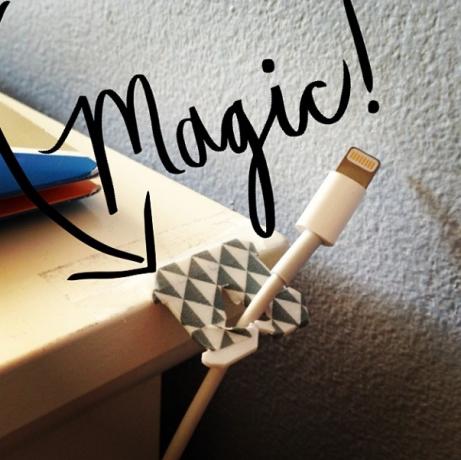 Instagram-Life-Hacks-Pâine-Lapte-Tab-Cable-holder