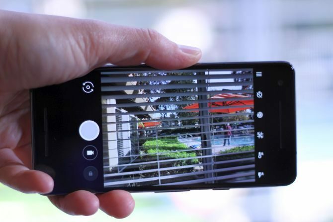 Google Pixel 2 Review: Acesta este cel mai bun smartphone? cameră pixel 2 670x447