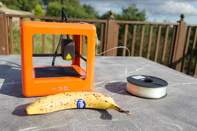 Micro M3D - comasat cu banana