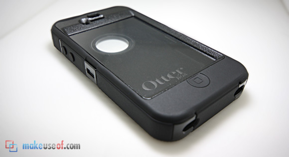 Giveaway: iPhone 4 Defender (+ Case de comutare de către Otterbox) defensor3