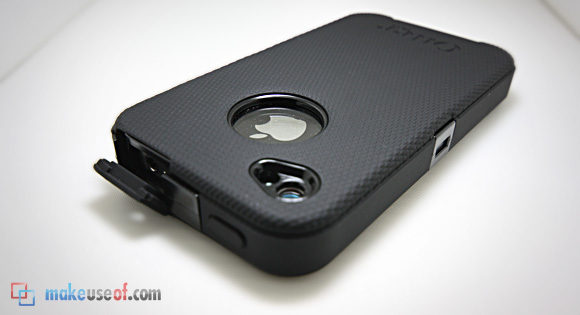 Giveaway: iPhone 4 Defender (+ Casele Commuter de Otterbox) defensor6