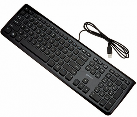 10 produse tehnice AmazonBasics care sunt de fapt destul de bune tastatură de bază amazon