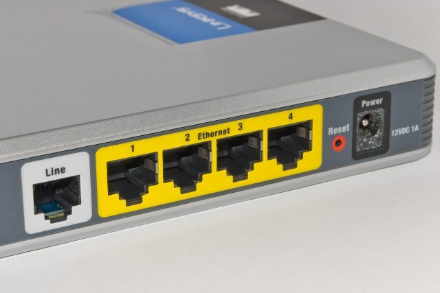 Conexiuni pe un router de modem ADSL