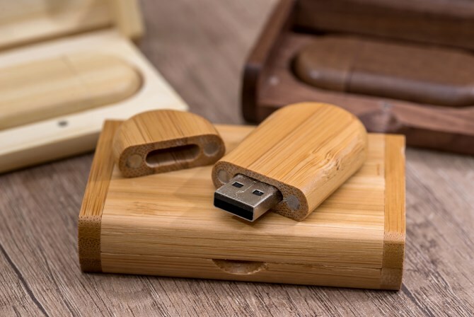 Capac de lemn USB Drive
